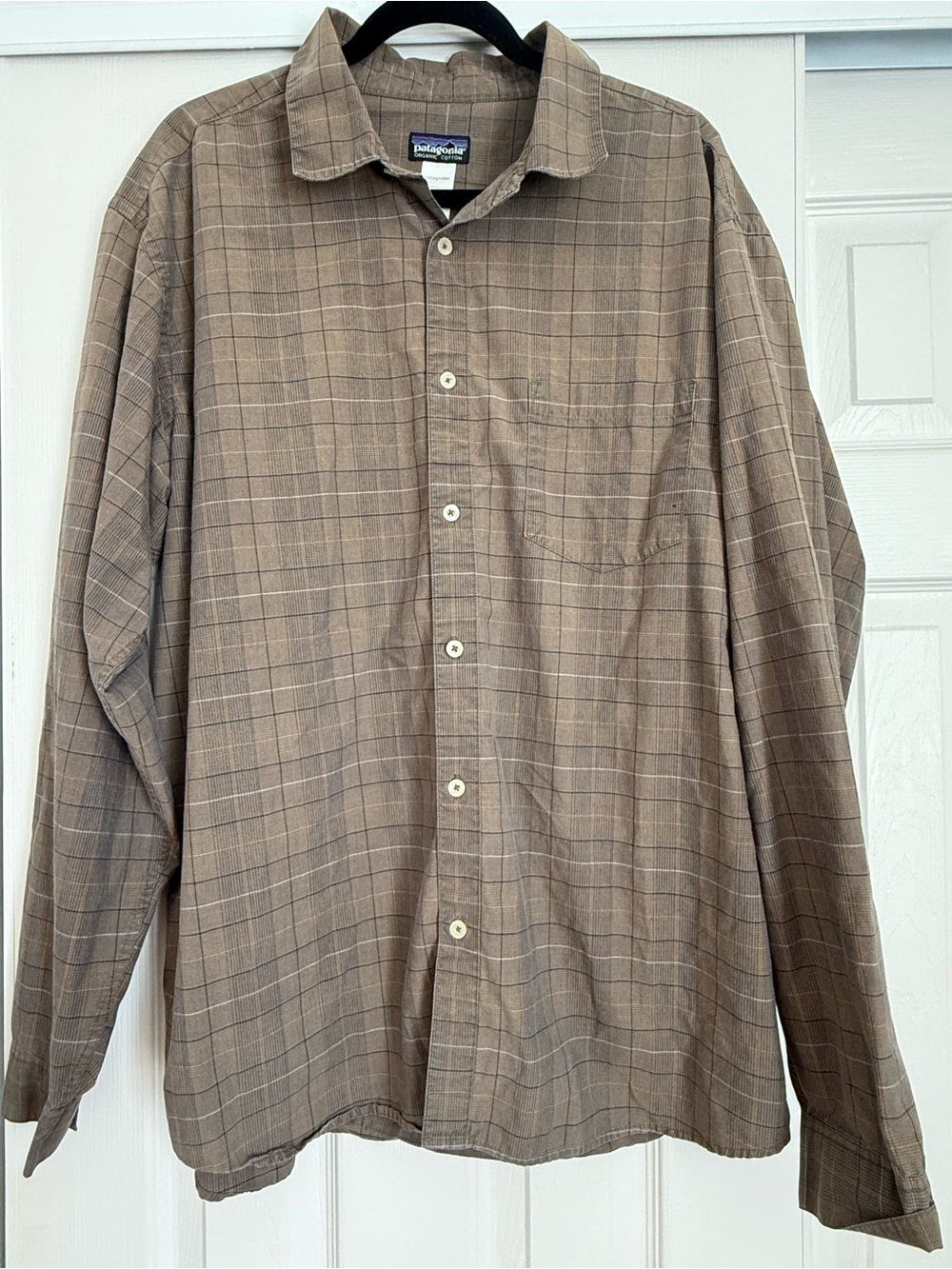 Patagonia Brown Plaid Organic Cotton Shirt, long sleeve with Multicolor Logo